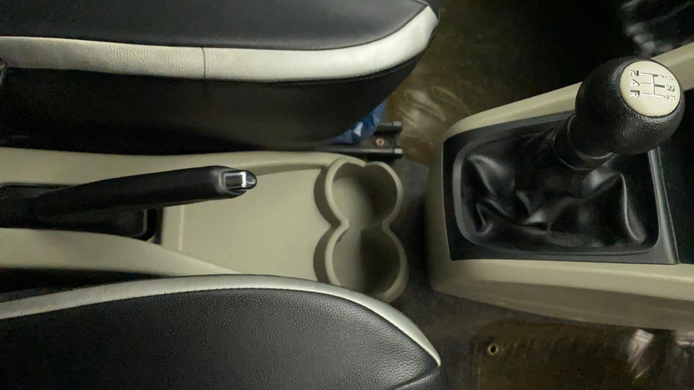 2015 Maruti Celerio VXI CNG, CNG, Manual, 53,514 km, Gear Lever