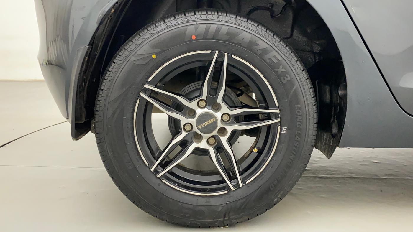 2021 Tata ALTROZ XE PETROL, Petrol, Manual, 21,339 km, Right Rear Wheel