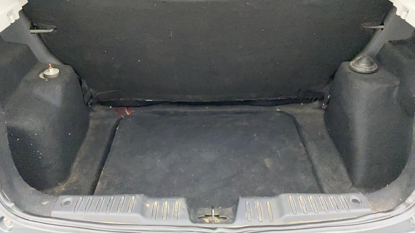 2021 Tata ALTROZ XE PETROL, Petrol, Manual, 21,339 km, Boot Inside