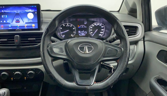 2021 Tata ALTROZ XE PETROL, Petrol, Manual, 21,339 km, Steering Wheel Close Up