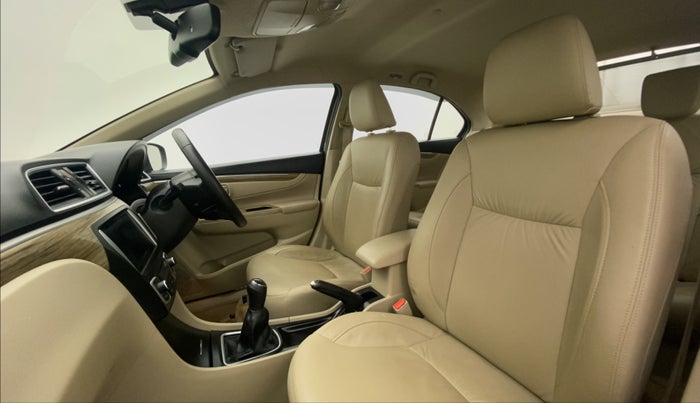 2021 Maruti Ciaz ALPHA 1.5 SHVS PETROL, Petrol, Manual, 30,199 km, Right Side Front Door Cabin