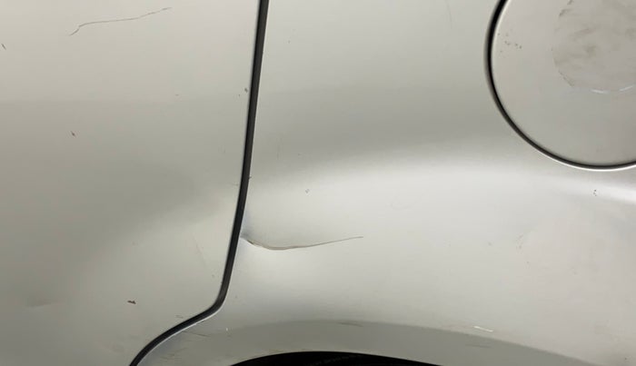 2010 Maruti Ritz LXI, Petrol, Manual, 53,142 km, Left quarter panel - Minor scratches