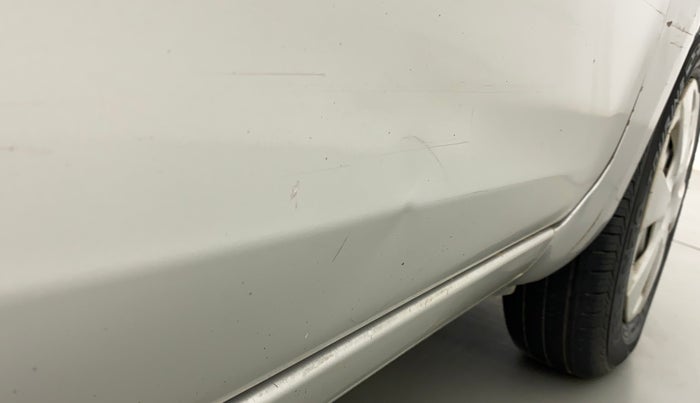 2010 Maruti Ritz LXI, Petrol, Manual, 53,142 km, Driver-side door - Slightly dented