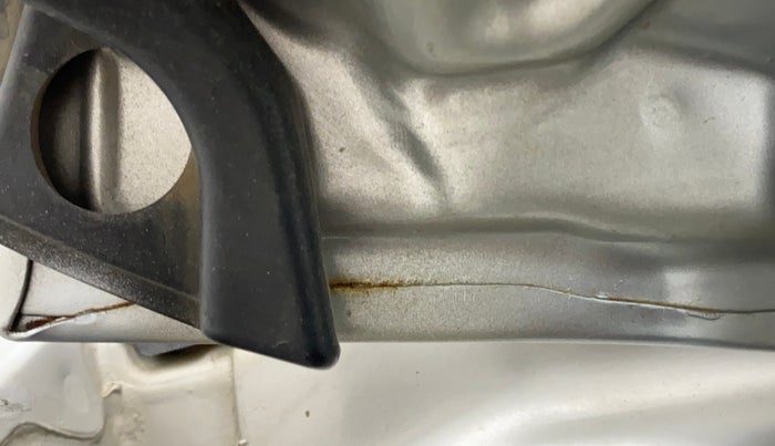 2010 Maruti Ritz LXI, Petrol, Manual, 53,142 km, Dicky (Boot door) - Slightly rusted