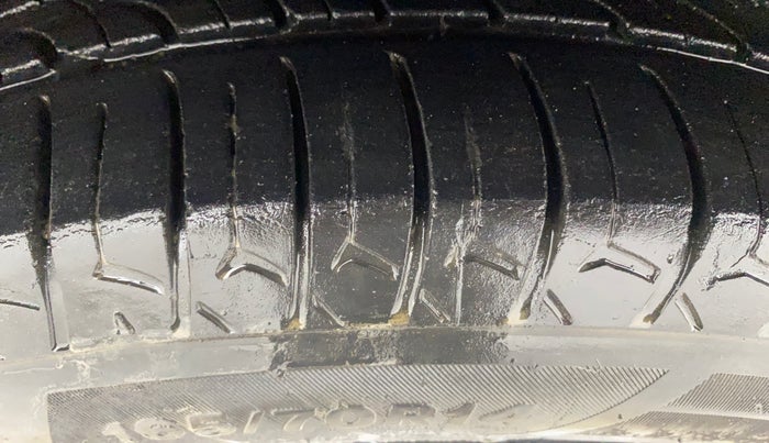 2018 Hyundai NEW SANTRO SPORTZ MT, Petrol, Manual, 1,09,242 km, Left Front Tyre Tread