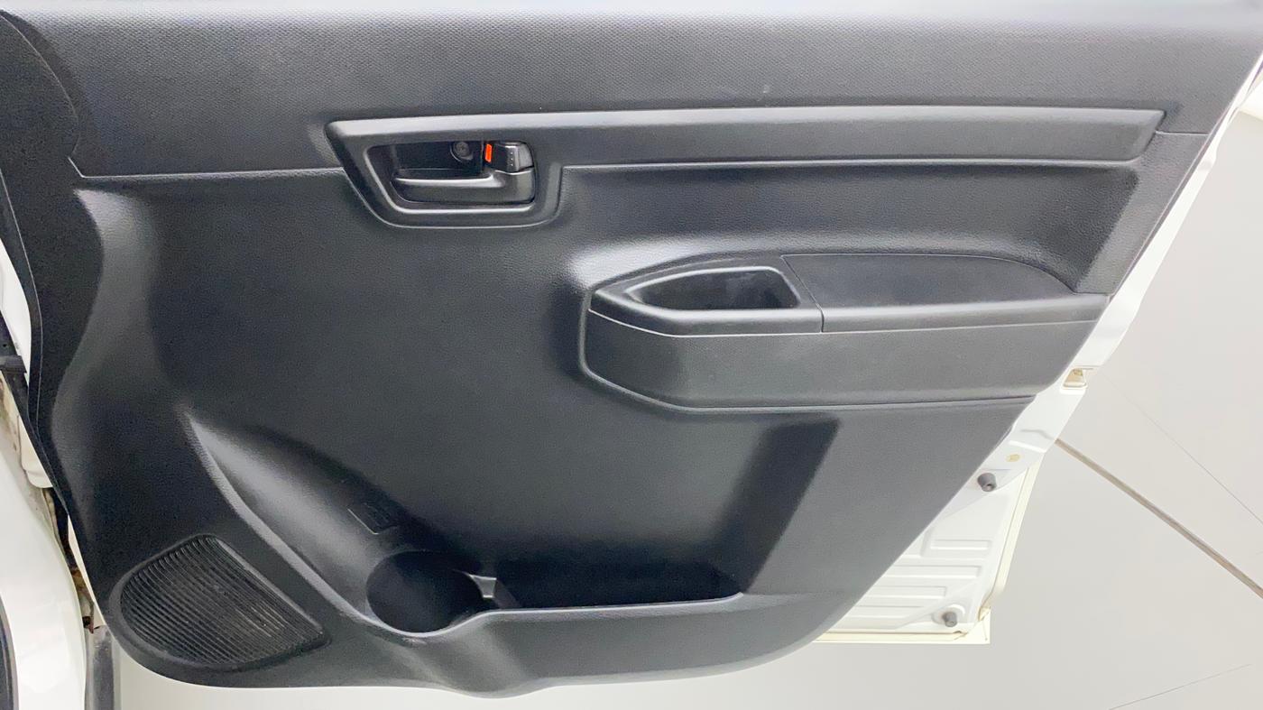 2022 Maruti S PRESSO VXI (O) CNG, CNG, Manual, 32,864 km, Driver Side Door Panels Control
