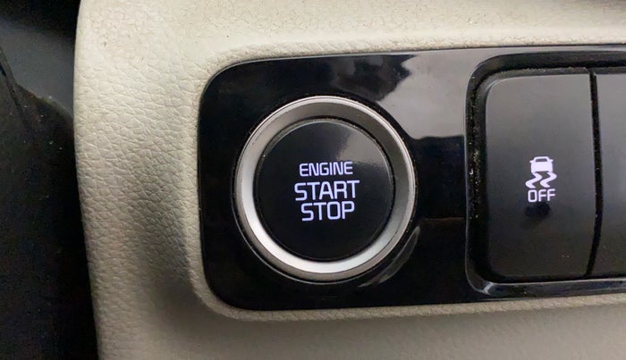 2022 KIA SONET HTX ANNIVERSARY EDITION 1.0 IMT, Petrol, Manual, 17,112 km, Keyless Start/ Stop Button