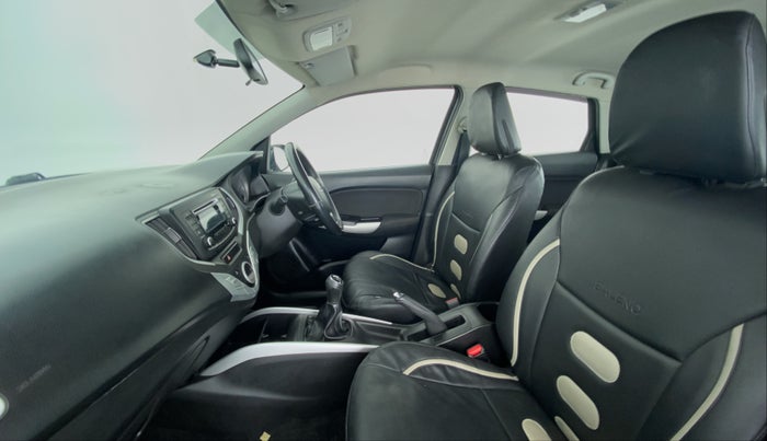 2016 Maruti Baleno DELTA PETROL 1.2, Petrol, Manual, 37,078 km, Right Side Front Door Cabin