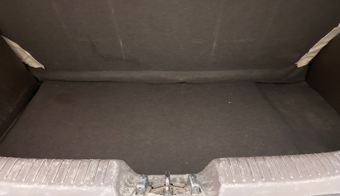 2010 Hyundai i10 SPORTZ 1.2, Petrol, Manual, 1,23,517 km, Boot Inside