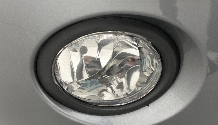2010 Hyundai i10 SPORTZ 1.2, Petrol, Manual, 1,23,517 km, Right fog light - Not working