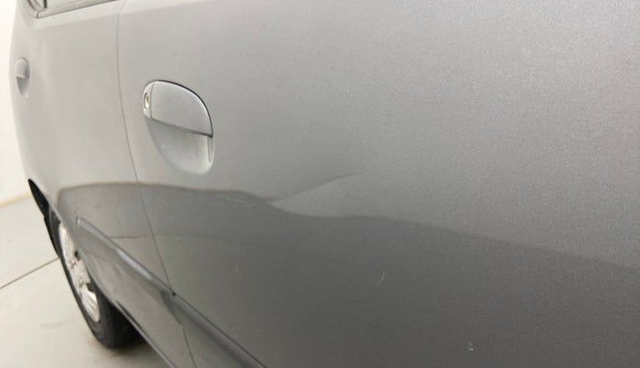 2010 Hyundai i10 SPORTZ 1.2, Petrol, Manual, 1,23,517 km, Driver-side door - Slightly dented