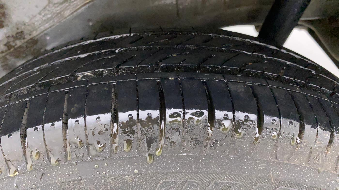 2012 Maruti Wagon R 1.0 VXI, Petrol, Manual, 30,121 km, Left Rear Tyre Tread