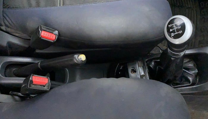 2012 Maruti Wagon R 1.0 VXI, Petrol, Manual, 30,121 km, Gear Lever
