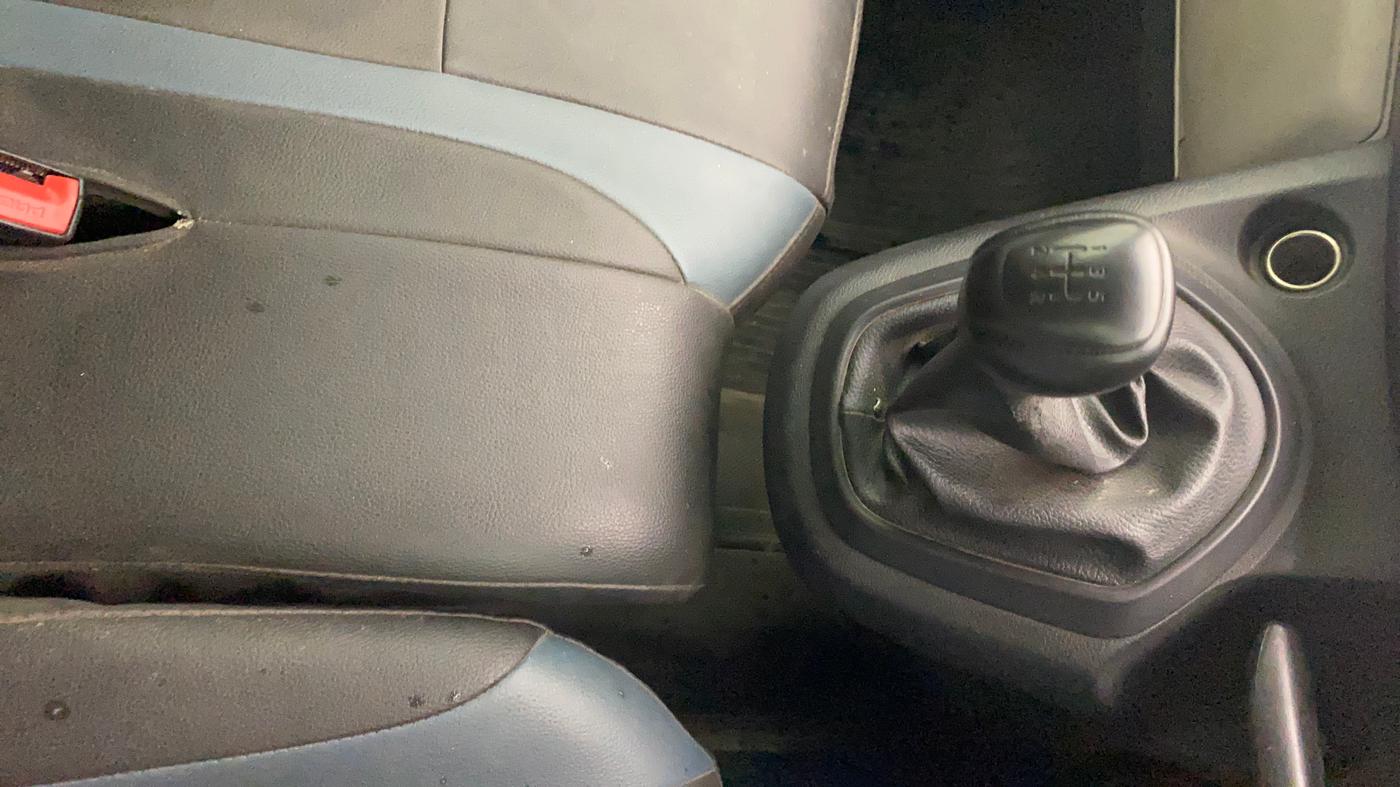 2018 Datsun Go Plus T, Petrol, Manual, 92,703 km, Gear Lever