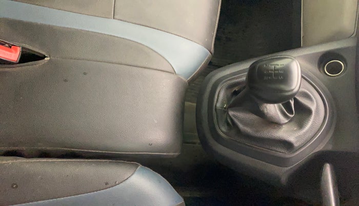 2018 Datsun Go Plus T, Petrol, Manual, 92,810 km, Gear Lever