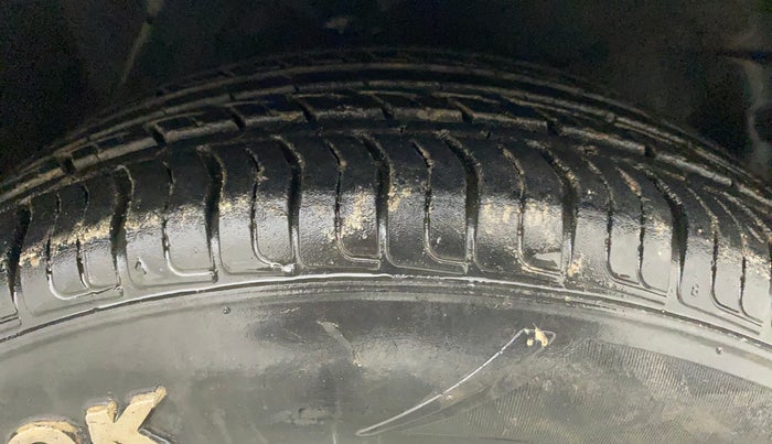 2011 Hyundai Santro Xing GLS, Petrol, Manual, 49,535 km, Right Front Tyre Tread