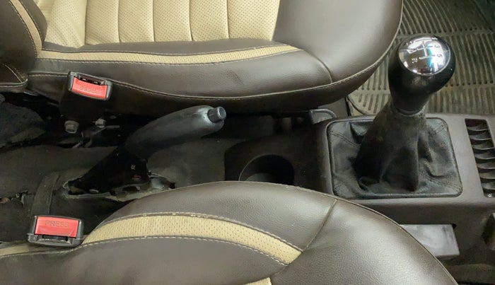 2011 Hyundai Santro Xing GLS, Petrol, Manual, 49,535 km, Gear Lever