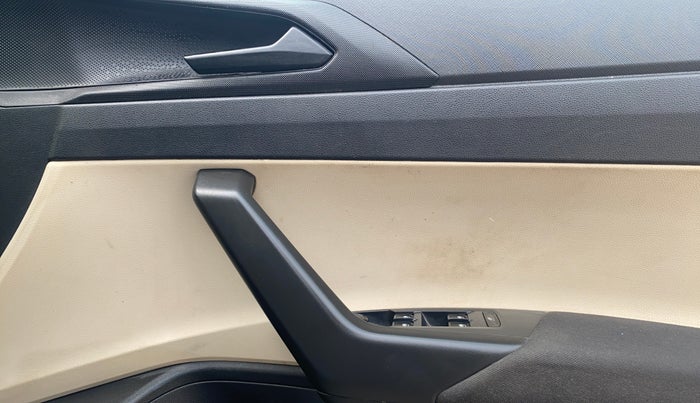 2022 Skoda SLAVIA ACTIVE 1.0L TSI MT, Petrol, Manual, 75,166 km, Driver Side Door Panels Control