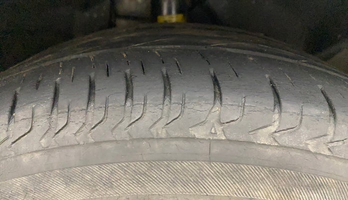 2017 Ford Ecosport TITANIUM + 1.5L PETROL AT, Petrol, Automatic, 51,929 km, Right Front Tyre Tread