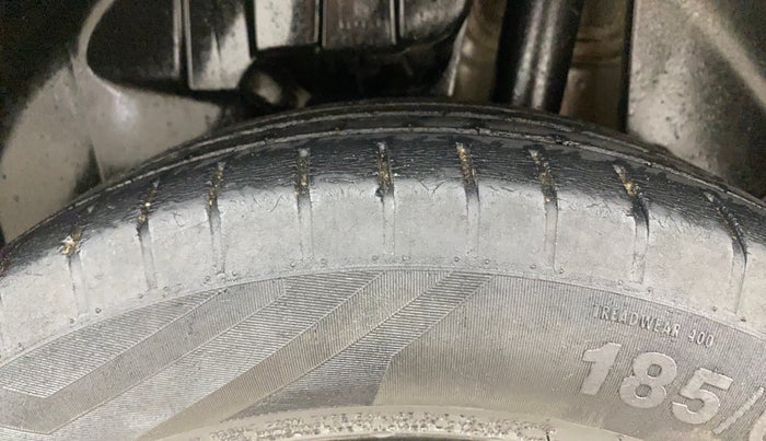 2018 Maruti Swift ZXI AMT, Petrol, Automatic, 38,120 km, Left Rear Tyre Tread