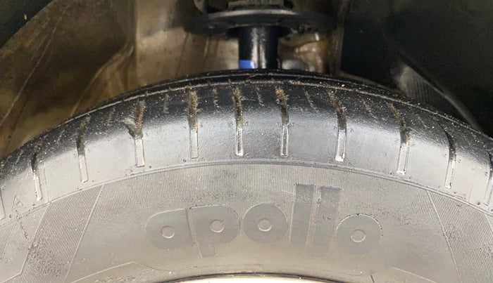 2018 Maruti Swift ZXI AMT, Petrol, Automatic, 38,120 km, Right Front Tyre Tread