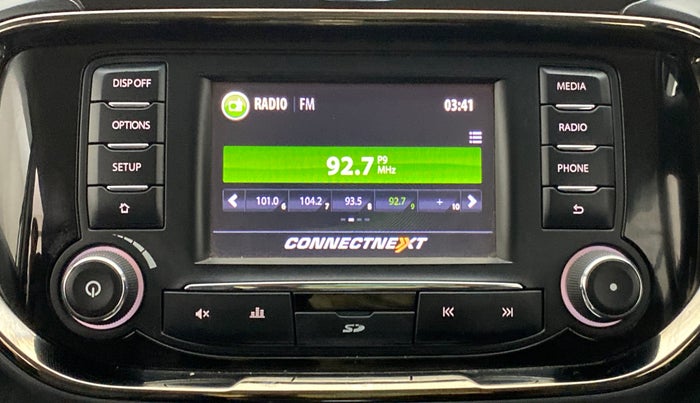 2017 Tata Hexa Varicor 400 XTA, Diesel, Automatic, 76,171 km, Infotainment System