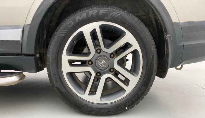 2017 Tata Hexa Varicor 400 XTA, Diesel, Automatic, 76,171 km, Left Rear Wheel