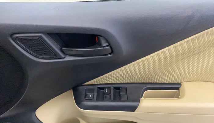 2014 Honda City 1.5L I-VTEC S MT, Petrol, Manual, 19,865 km, Driver Side Door Panels Control