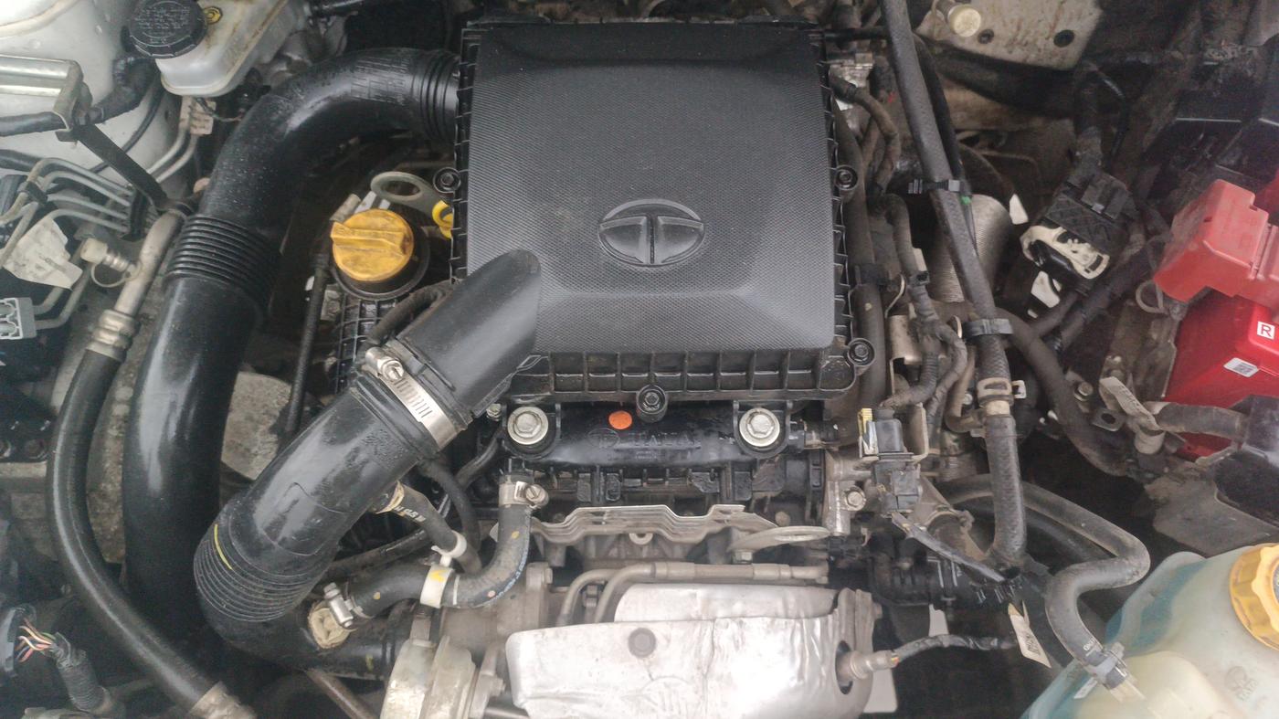2022 Tata NEXON XZ PLUS (PREMIUM) PETROL, Petrol, Manual, 37,379 km, Engine View