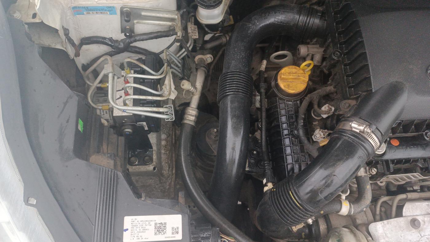 2022 Tata NEXON XZ PLUS (PREMIUM) PETROL, Petrol, Manual, 37,379 km, Engine View - Right
