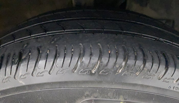 2022 Maruti New Wagon-R VXI 1.2 AMT, Petrol, Automatic, 32,649 km, Right Front Tyre Tread