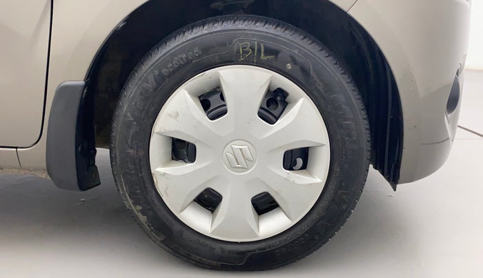 2022 Maruti New Wagon-R VXI 1.2 AMT, Petrol, Automatic, 32,649 km, Right Front Wheel