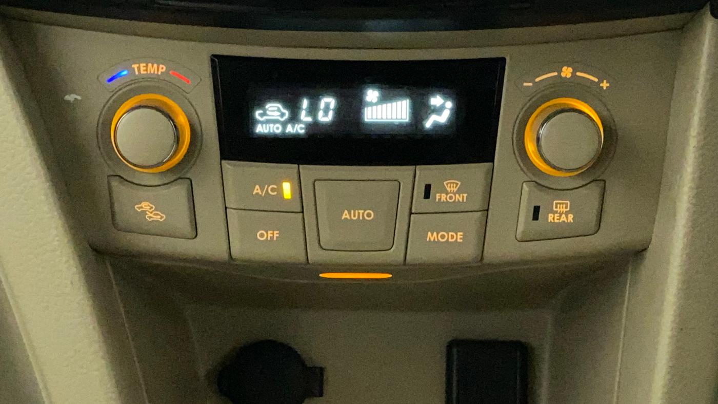 2014 Maruti Swift Dzire ZXI, Petrol, Manual, 16,143 km, Automatic Climate Control
