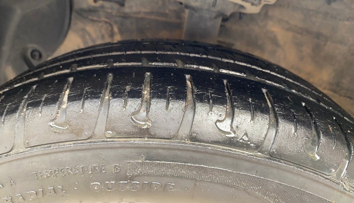 2014 Hyundai Grand i10 ASTA 1.2 KAPPA VTVT, Petrol, Manual, 21,050 km, Left Front Tyre Tread