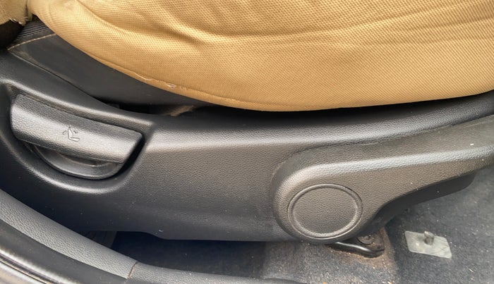 2014 Hyundai Grand i10 ASTA 1.2 KAPPA VTVT, Petrol, Manual, 21,050 km, Driver Side Adjustment Panel