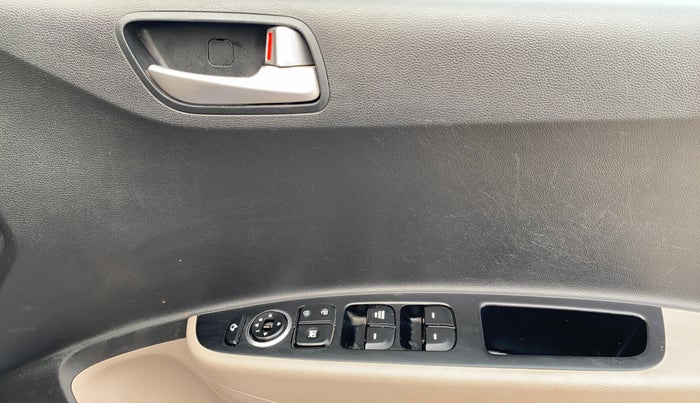 2014 Hyundai Grand i10 ASTA 1.2 KAPPA VTVT, Petrol, Manual, 21,050 km, Driver Side Door Panels Control