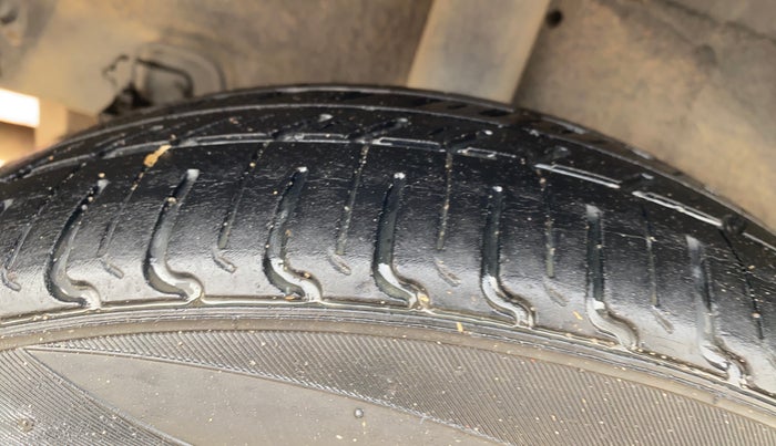 2014 Hyundai Grand i10 ASTA 1.2 KAPPA VTVT, Petrol, Manual, 21,050 km, Right Rear Tyre Tread