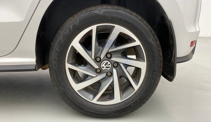 2021 Volkswagen Polo COMFORTLINE 1.0 TSI AT, Petrol, Automatic, 5,900 km, Left Rear Wheel