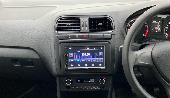 2021 Volkswagen Polo COMFORTLINE 1.0 TSI AT, Petrol, Automatic, 5,900 km, Air Conditioner