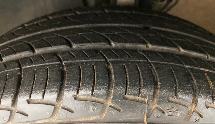 2021 Volkswagen Polo COMFORTLINE 1.0 TSI AT, Petrol, Automatic, 5,900 km, Left Front Tyre Tread