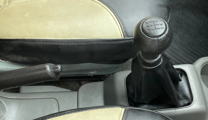 2013 Maruti Alto K10 VXI, Petrol, Manual, 10,313 km, Gear Lever