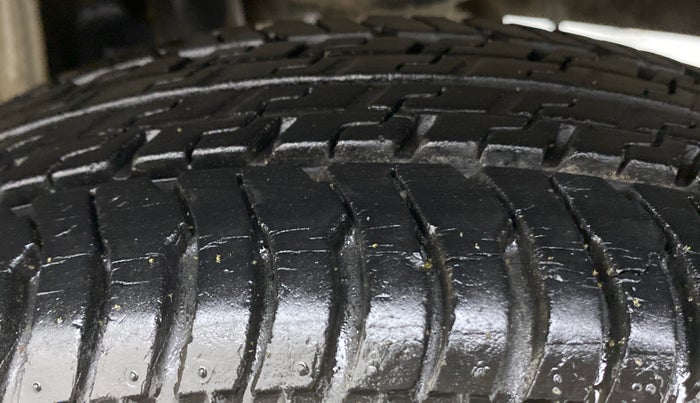 2013 Maruti Alto K10 VXI, Petrol, Manual, 10,313 km, Left Rear Tyre Tread