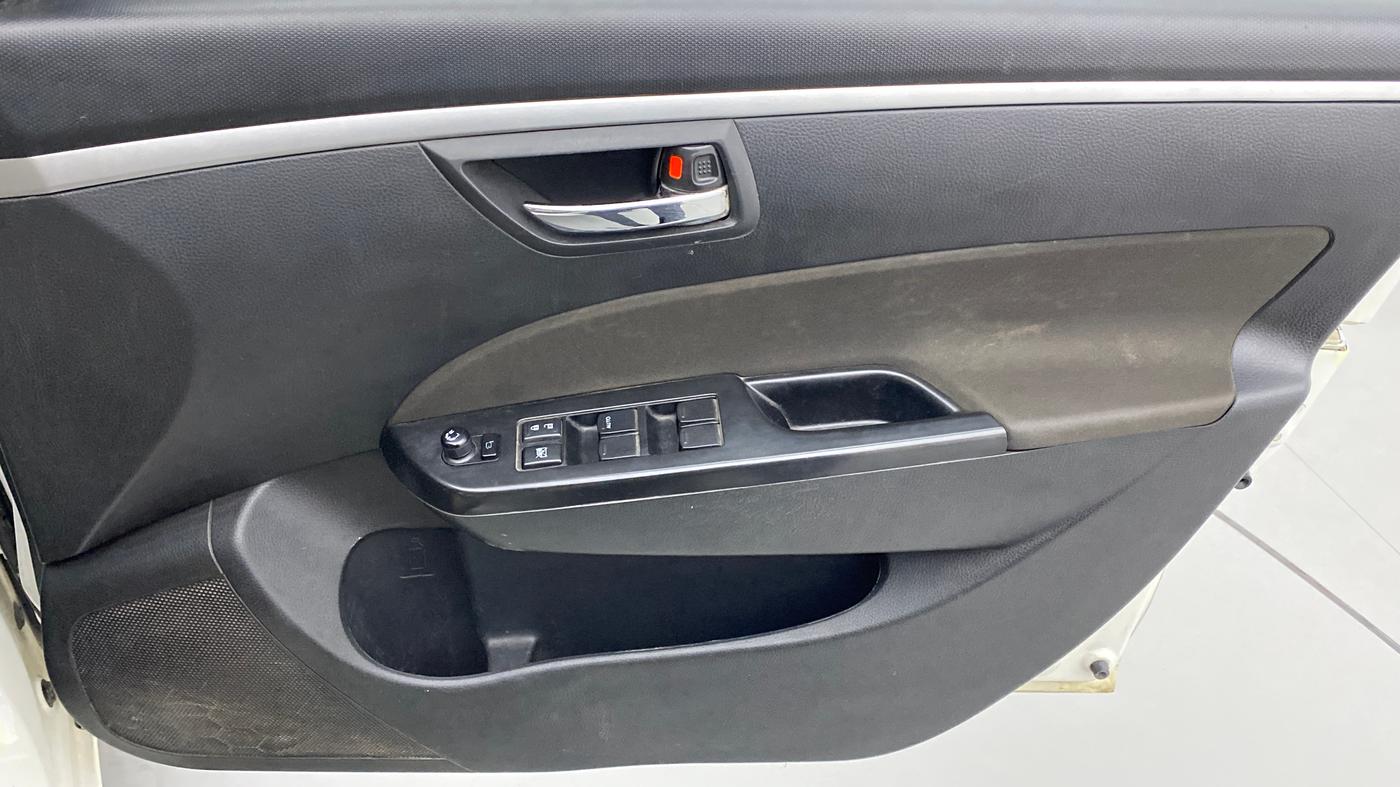 2017 Maruti Swift VDI ABS, Diesel, Manual, 54,502 km, Driver Side Door Panels Control