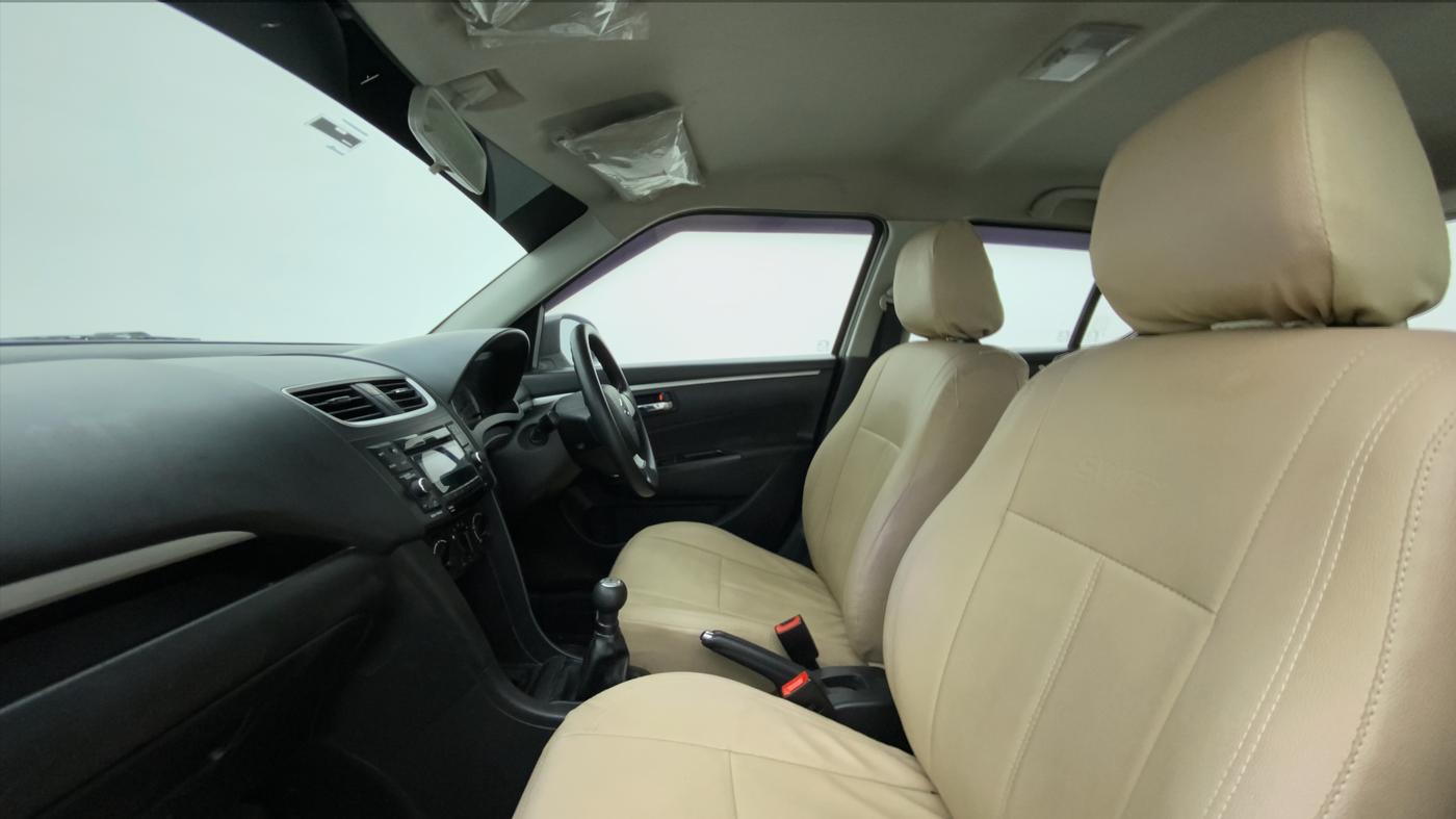 2017 Maruti Swift VDI ABS, Diesel, Manual, 54,502 km, Right Side Front Door Cabin