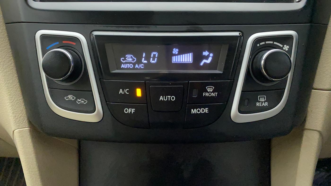 2020 Maruti Ciaz ALPHA  AT 1.5 SHVS PETROL, Petrol, Automatic, 61,972 km, Automatic Climate Control
