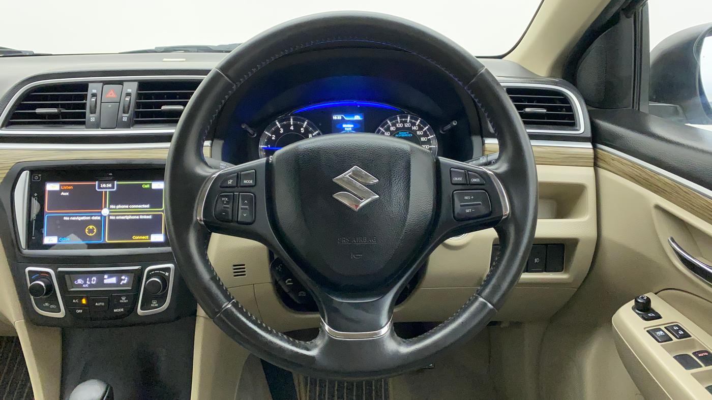 2020 Maruti Ciaz ALPHA  AT 1.5 SHVS PETROL, Petrol, Automatic, 61,972 km, Steering Wheel Close Up