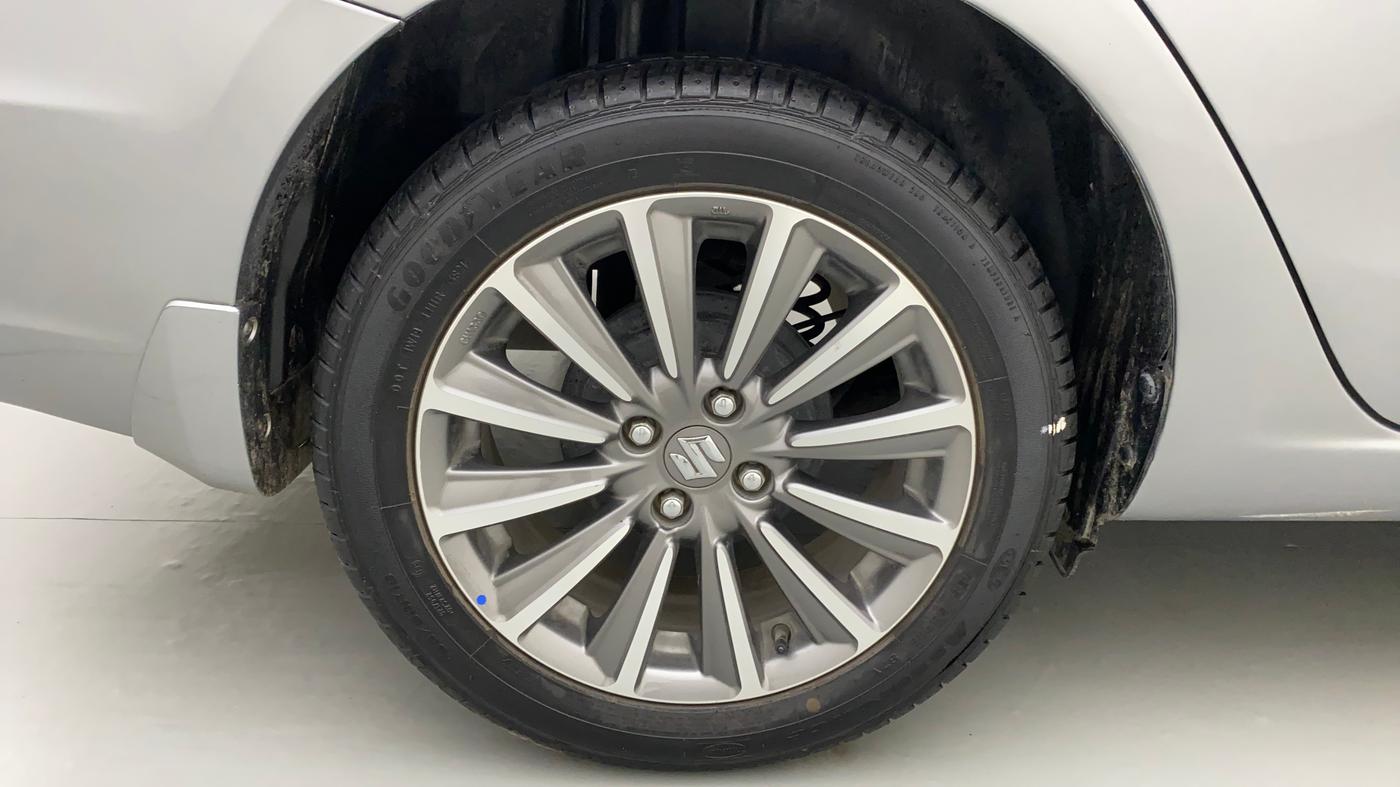 2020 Maruti Ciaz ALPHA  AT 1.5 SHVS PETROL, Petrol, Automatic, 61,972 km, Right Rear Wheel