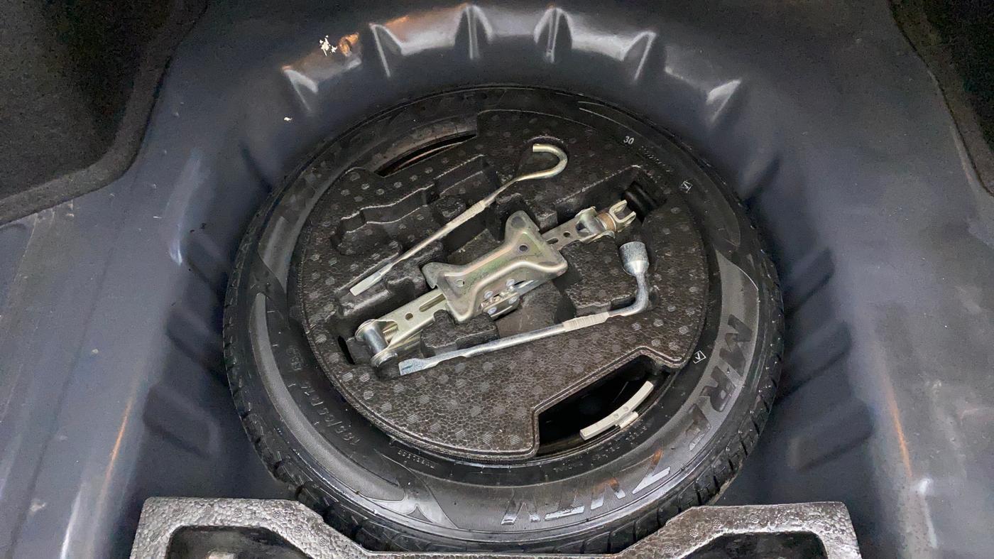 2020 Maruti Ciaz ALPHA  AT 1.5 SHVS PETROL, Petrol, Automatic, 61,972 km, Spare Tyre