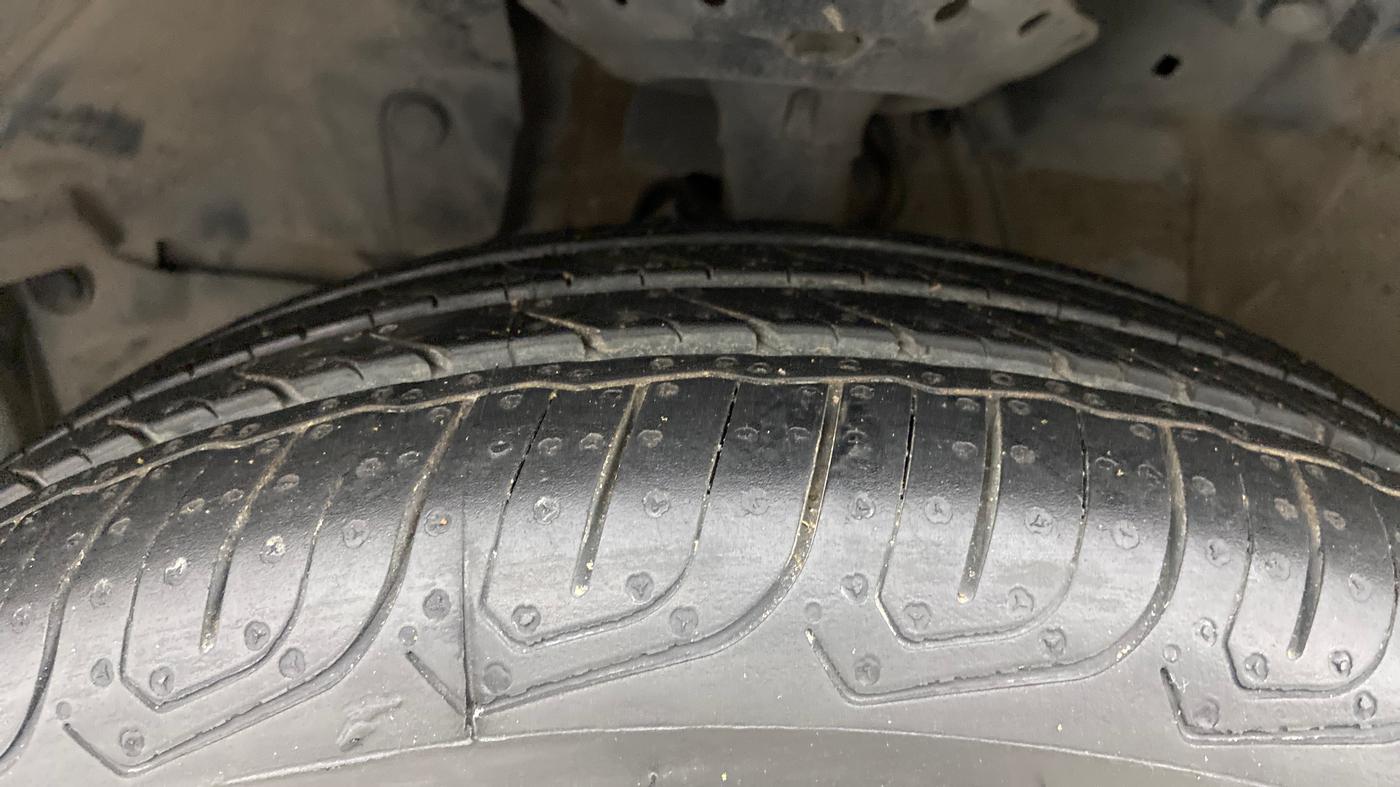 2015 Honda Jazz 1.2L I-VTEC V AT, Petrol, Automatic, 51,895 km, Left Front Tyre Tread