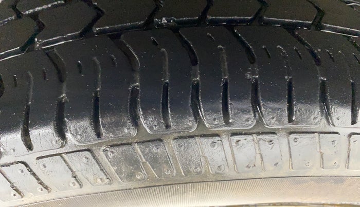 2018 Maruti Alto K10 VXI (O) AMT, Petrol, Automatic, 25,945 km, Right Rear Tyre Tread